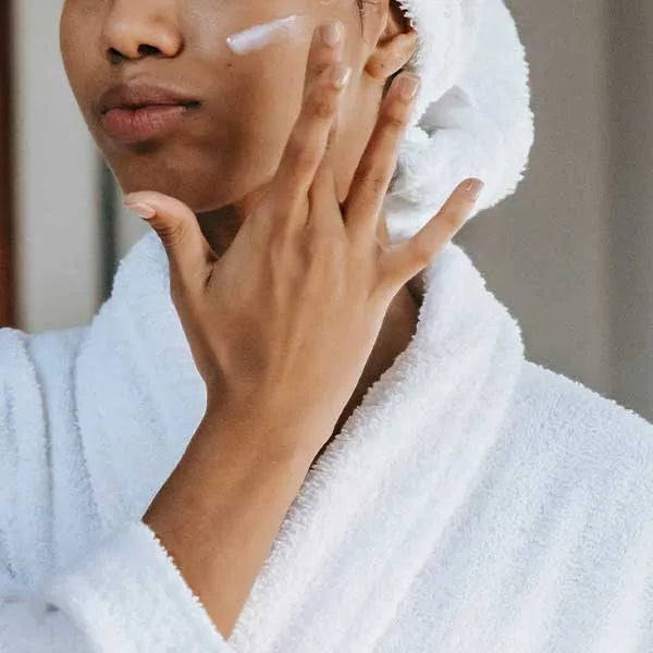 What Are the Benefits of Using a Facial Mask?